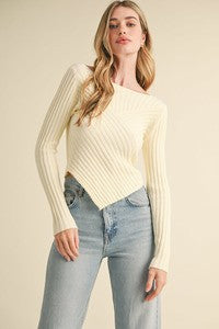 Pointed Ivory Hem Ribbed Sweater