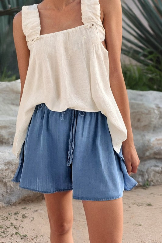 Flowy Elastic Waistline Denim Shorts