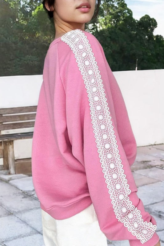 Lace Patchwork Raglan Sweatshirt