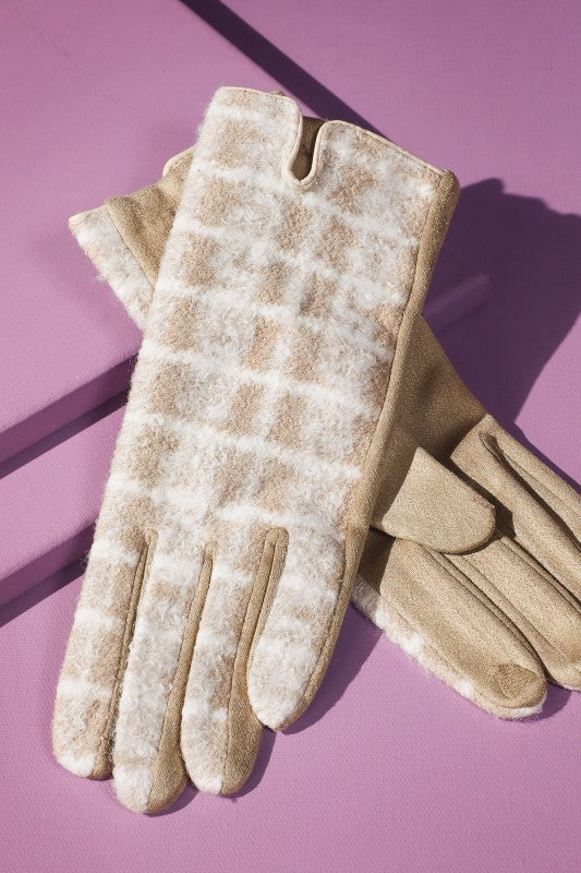 Fuzzy Check Plaid Smart Gloves